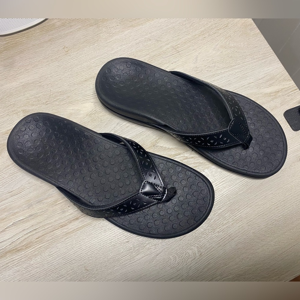 VIONIC Women’s Tide Casandra Toe Post Sandal